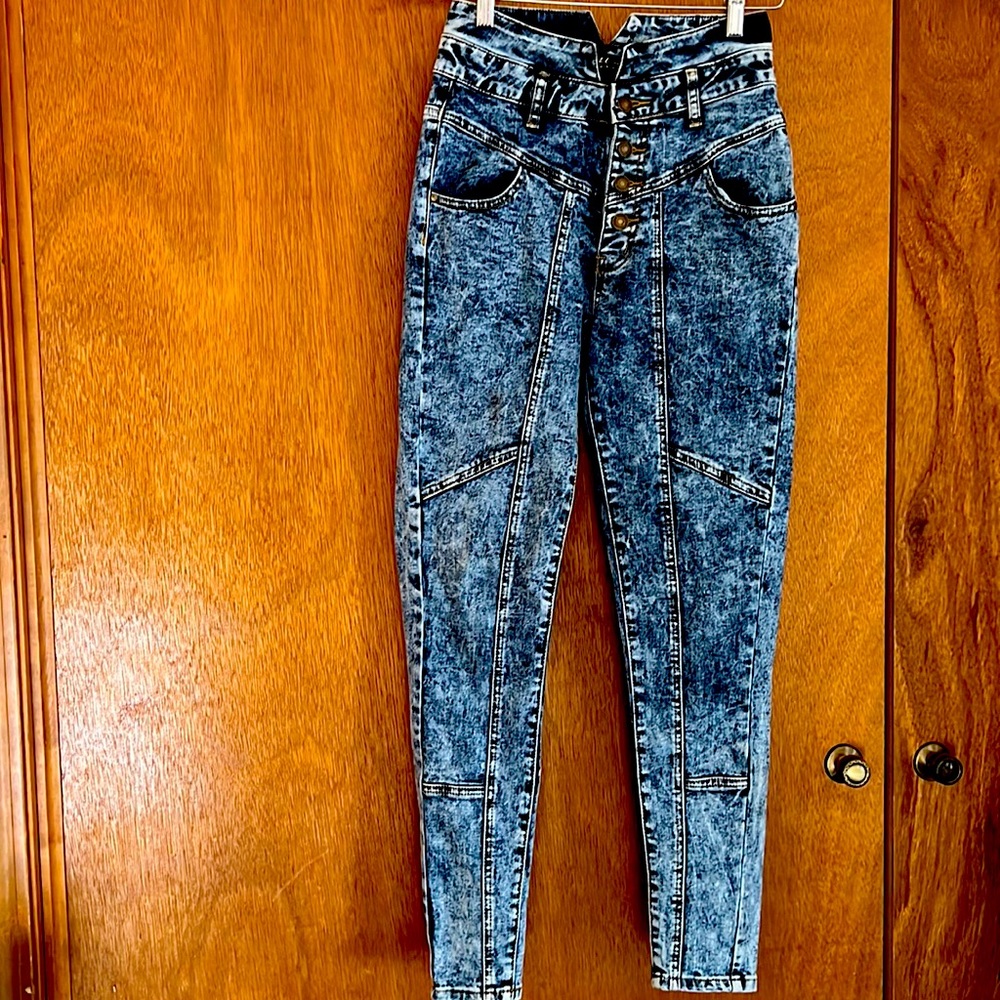 Women high rises jean